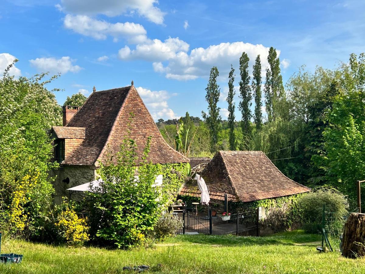Domaine le Manoir, gîtes de charme et de caractère avec piscines privatisées Fossemagne Exterior foto