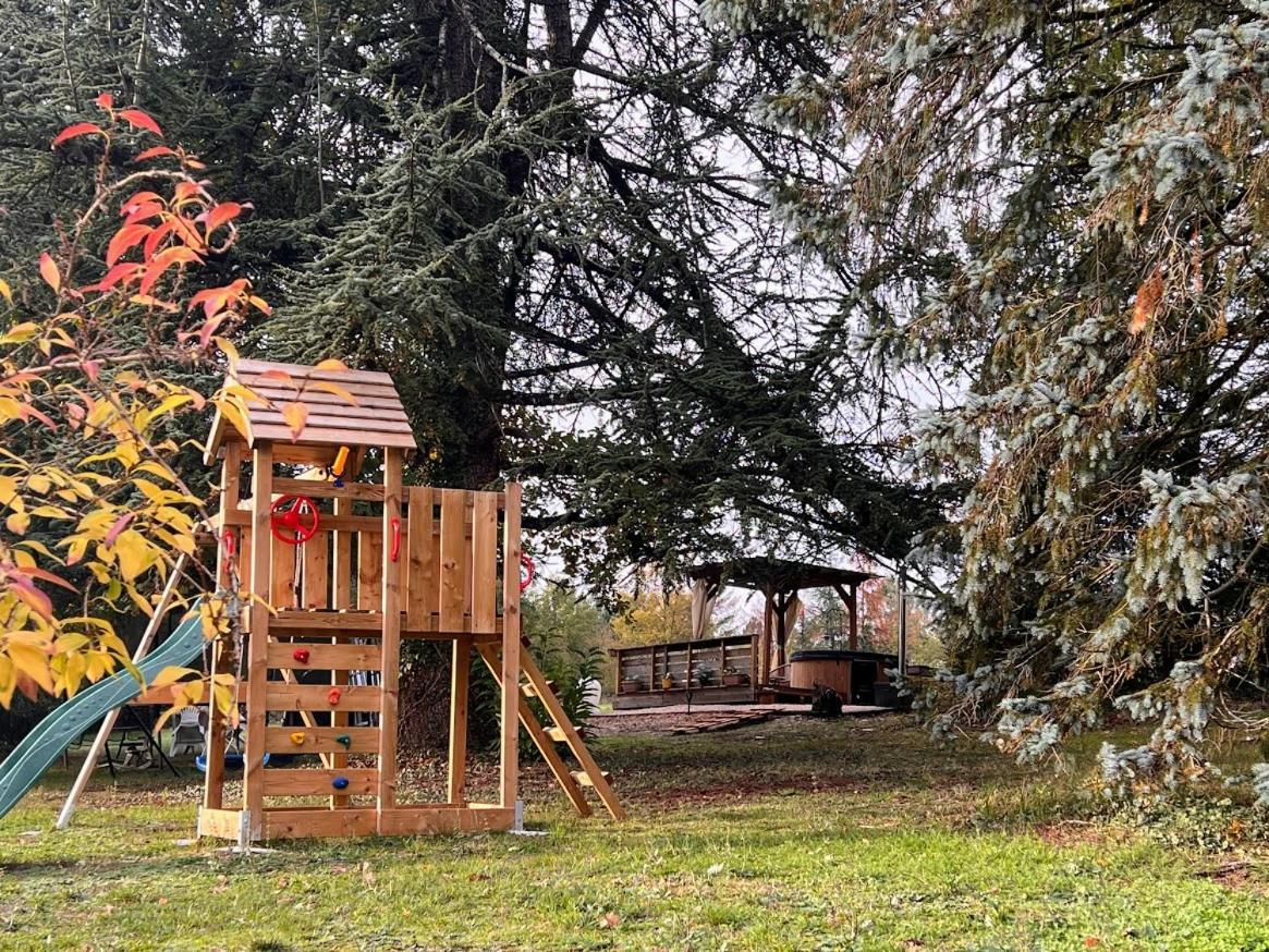 Domaine le Manoir, gîtes de charme et de caractère avec piscines privatisées Fossemagne Exterior foto